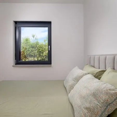 Botanica By Istrialux ヴィラ メドゥリン