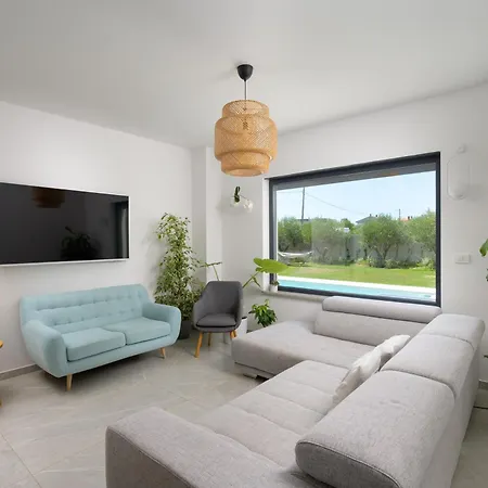 Botanica By Istrialux *