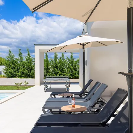 Botanica By Istrialux