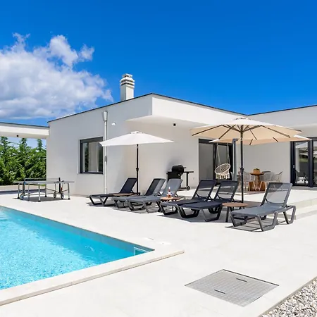 Botanica By Istrialux *