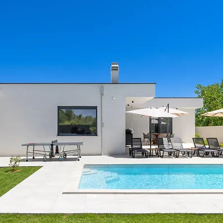 Botanica By Istrialux * メドゥリン